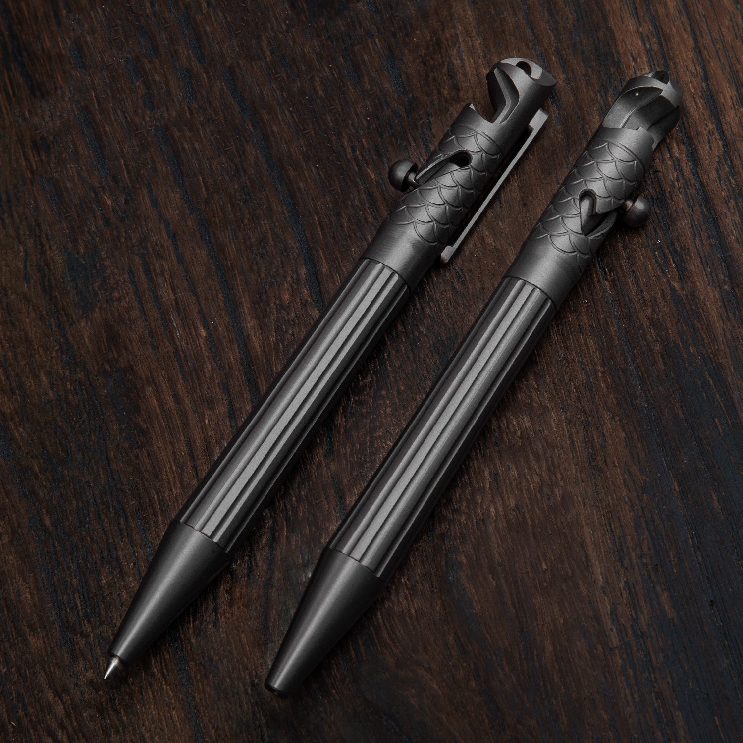 ScaleClaw: Titanium Bolt Action Tactical Pen