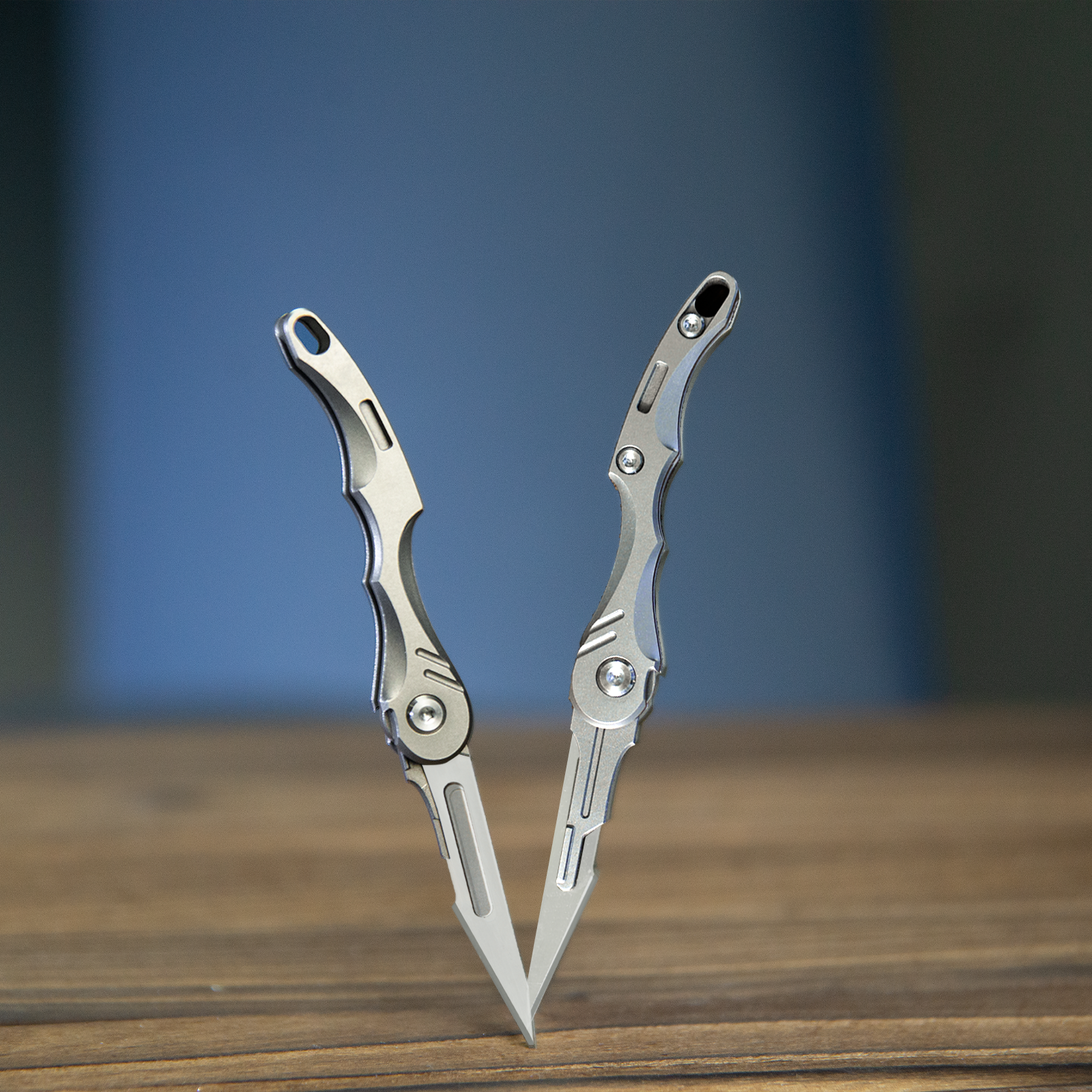 Everyday Carry:Titanium Mini Folding Cutting Tool