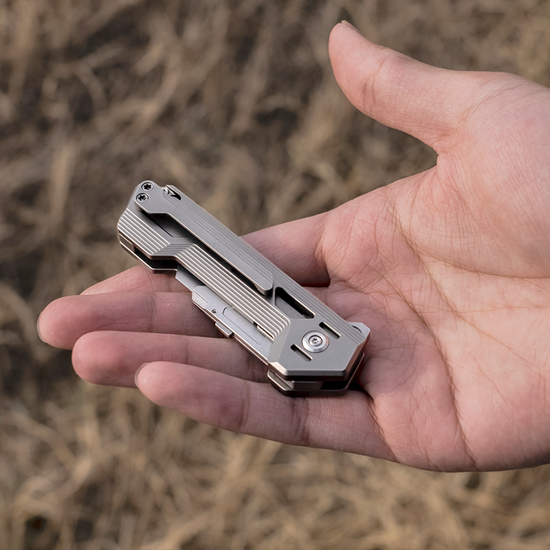 Latest Masterpiece:Swift Wind-Titanium Folding Utility knife