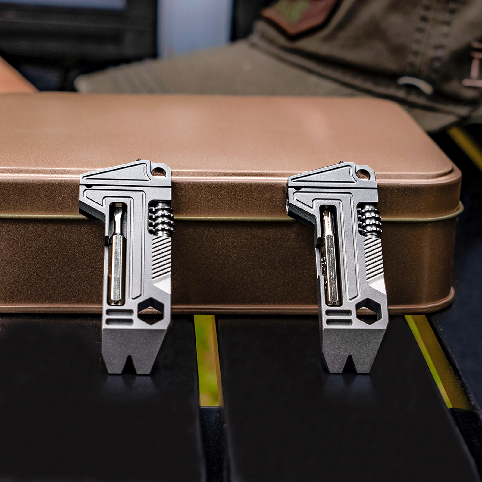 EDC Multifunctional Tool- Titanium Mini Portable Wrench