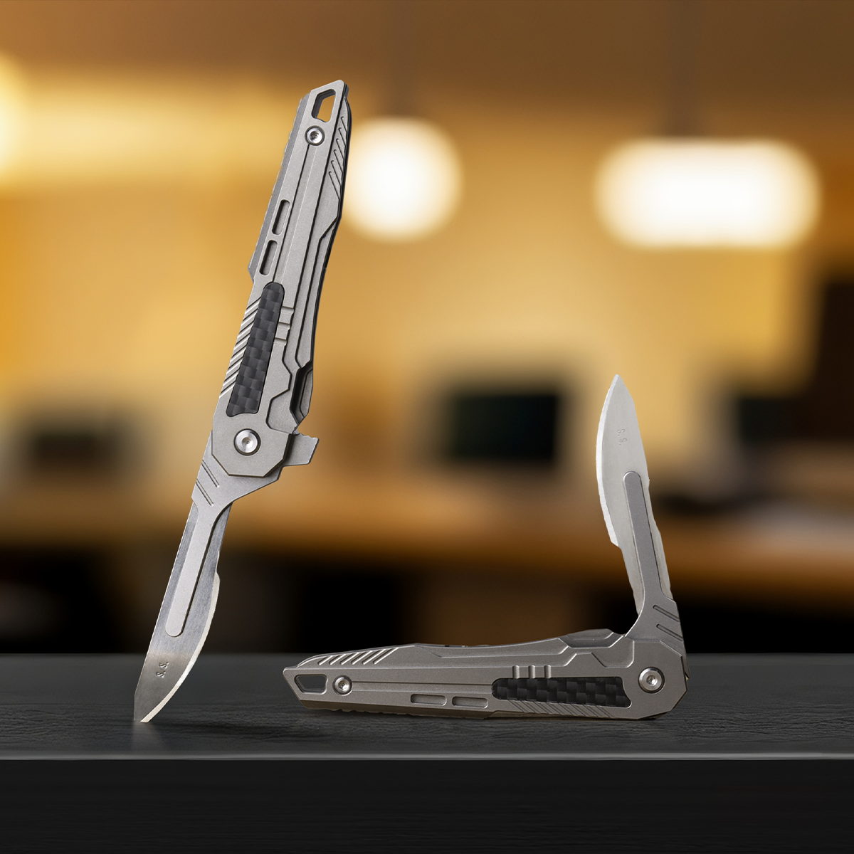 Titanium Multifunctional Folding Utility knife