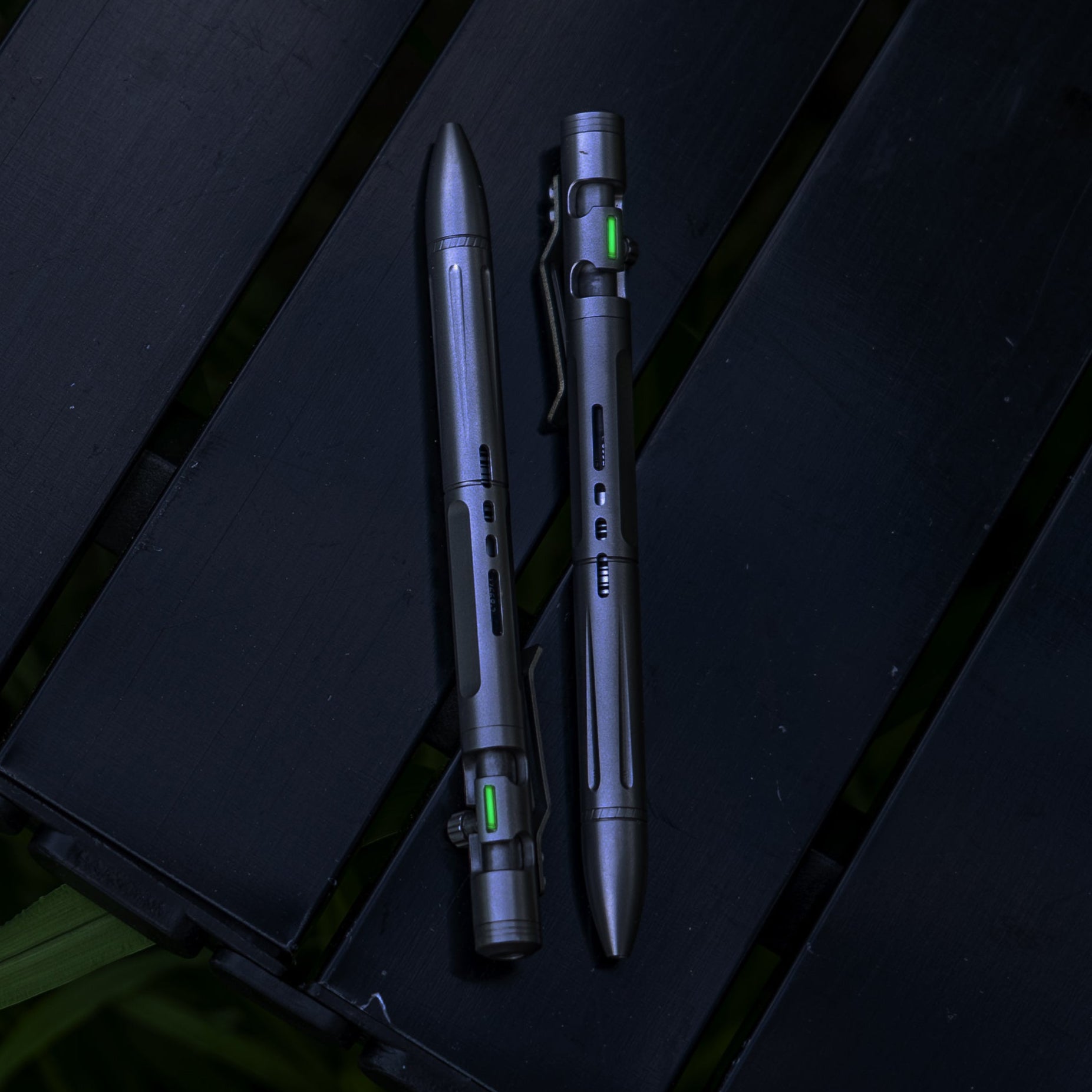 Titanium 2-In-1 Bolt-Action Pen EDC Writing Tool Multi-Tool Pen