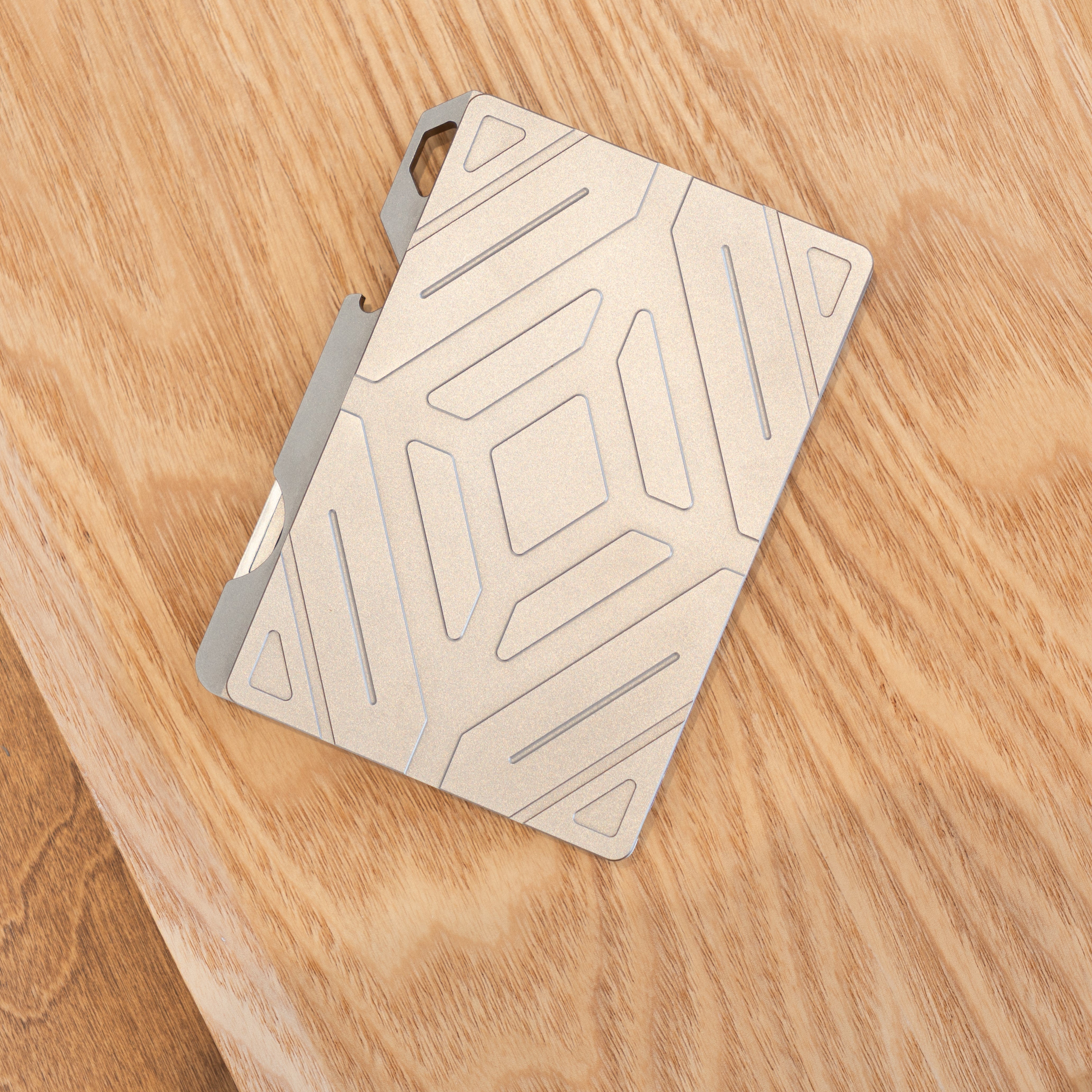 [Pre-Order]MechVault Wallet — Push. Fan. Click. Enjoy Every Carry