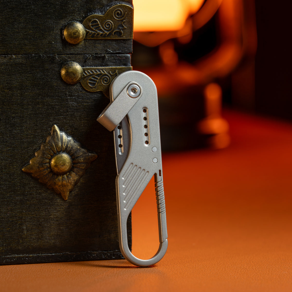 Carabiner Titanium Keychain Folding Knife‑GR5 Titanium Mini EDC Pocket Knife for Outdoor Cutting