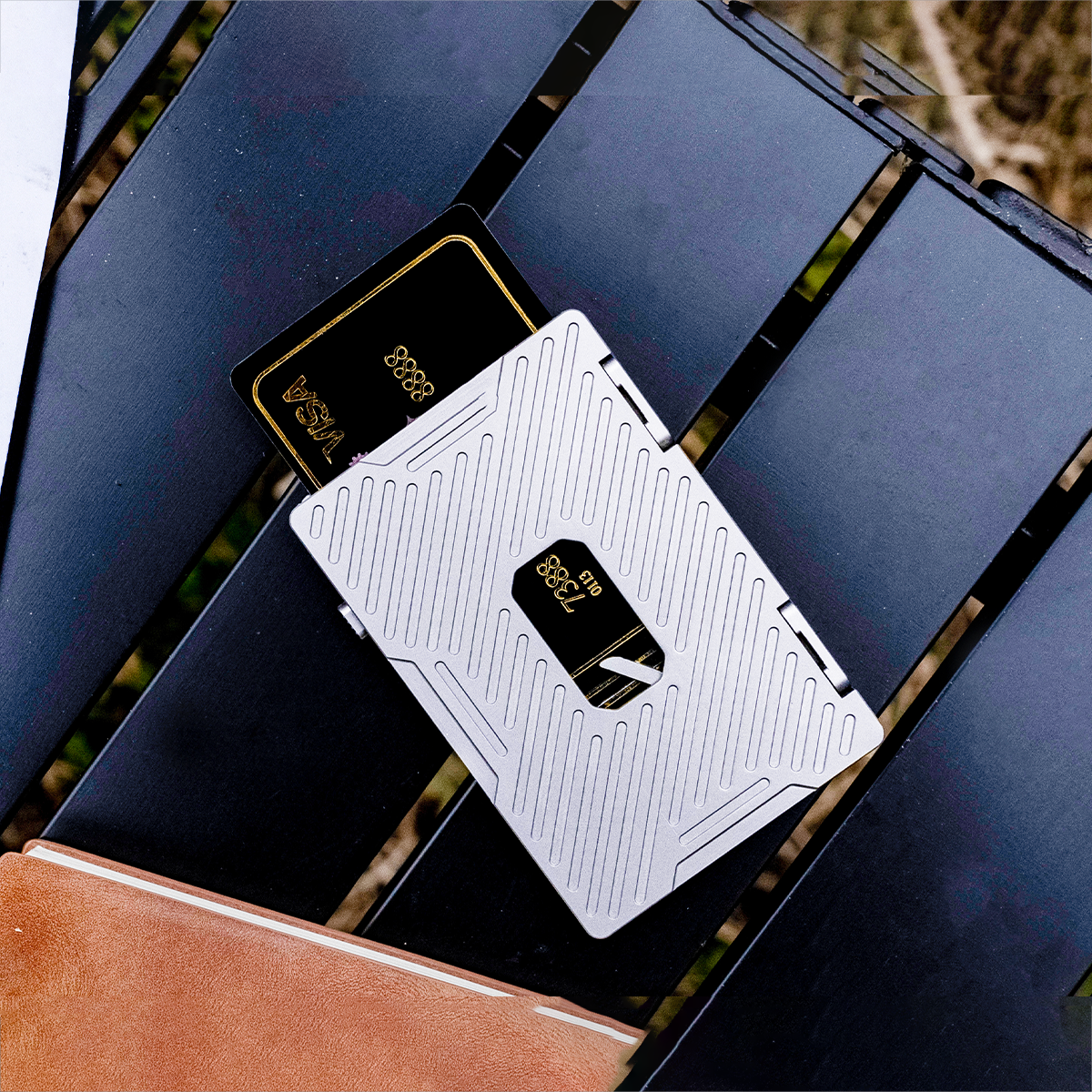 Mechanical Card Holder: EDC Essential Tools for Daily Travel【Pre-Order】