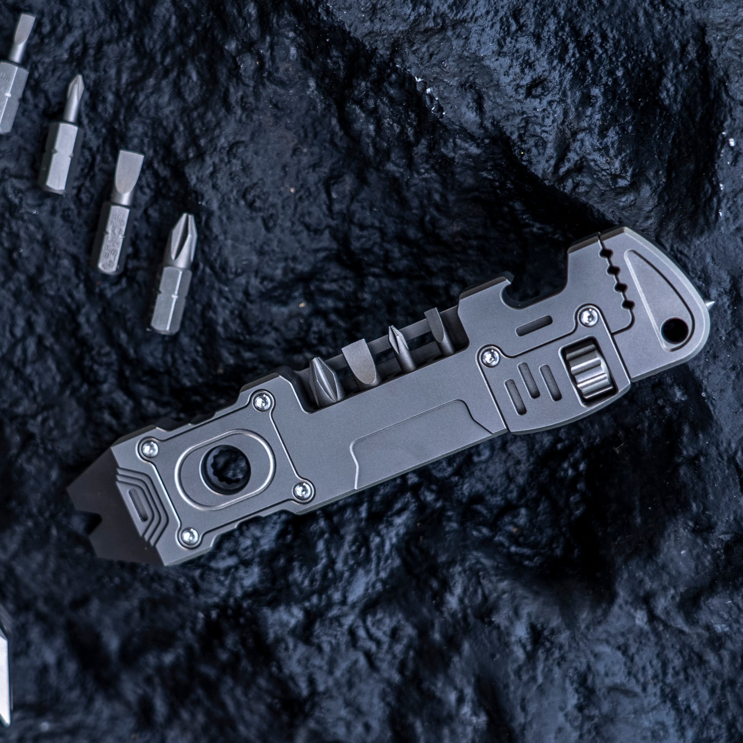 Titanium EDC 6-IN-1 Multi-Tool Pry Bar/Wrench Outdoor Tool