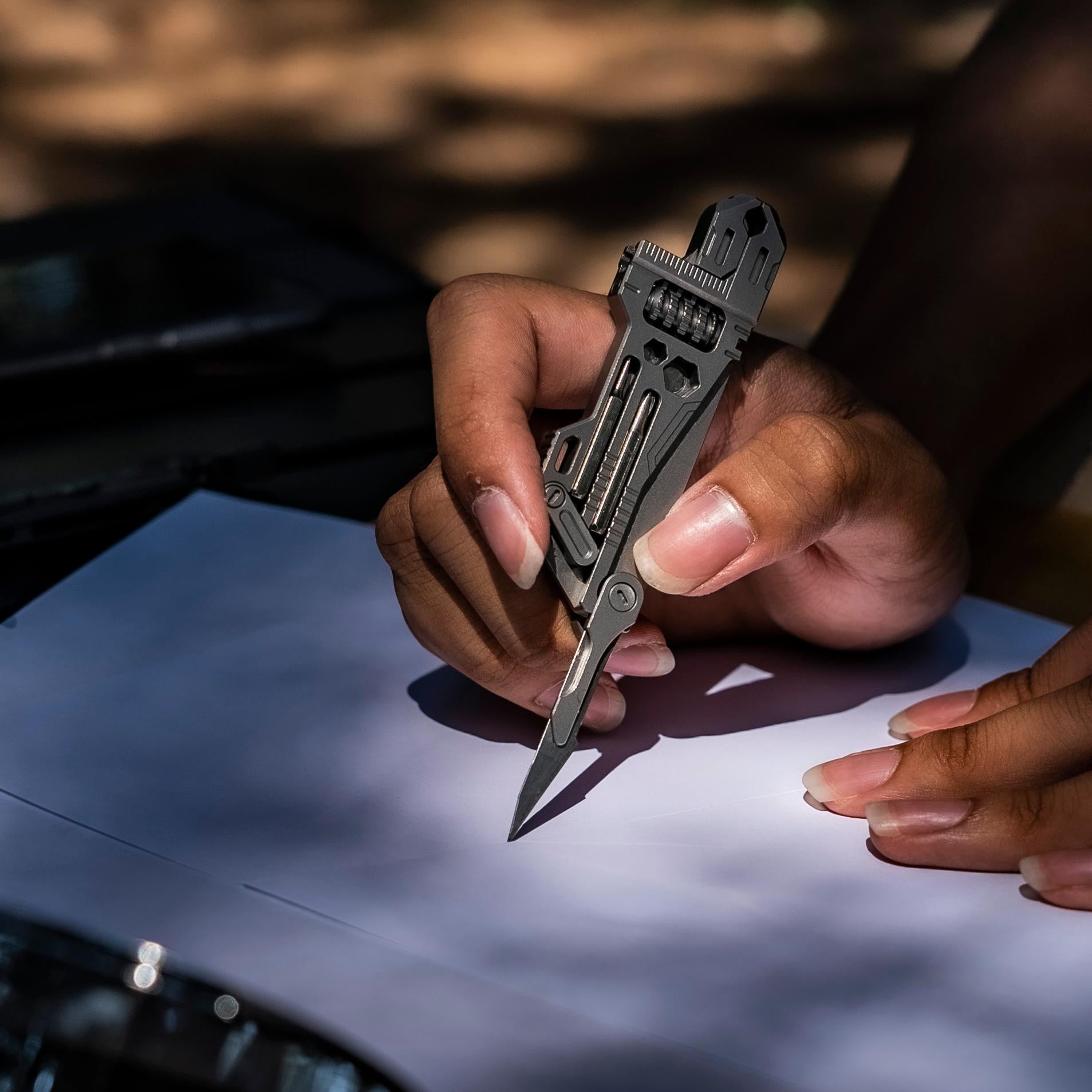 TI EDC WRENCH 2.0 —Titanium Multifunctional Pocket Gadget